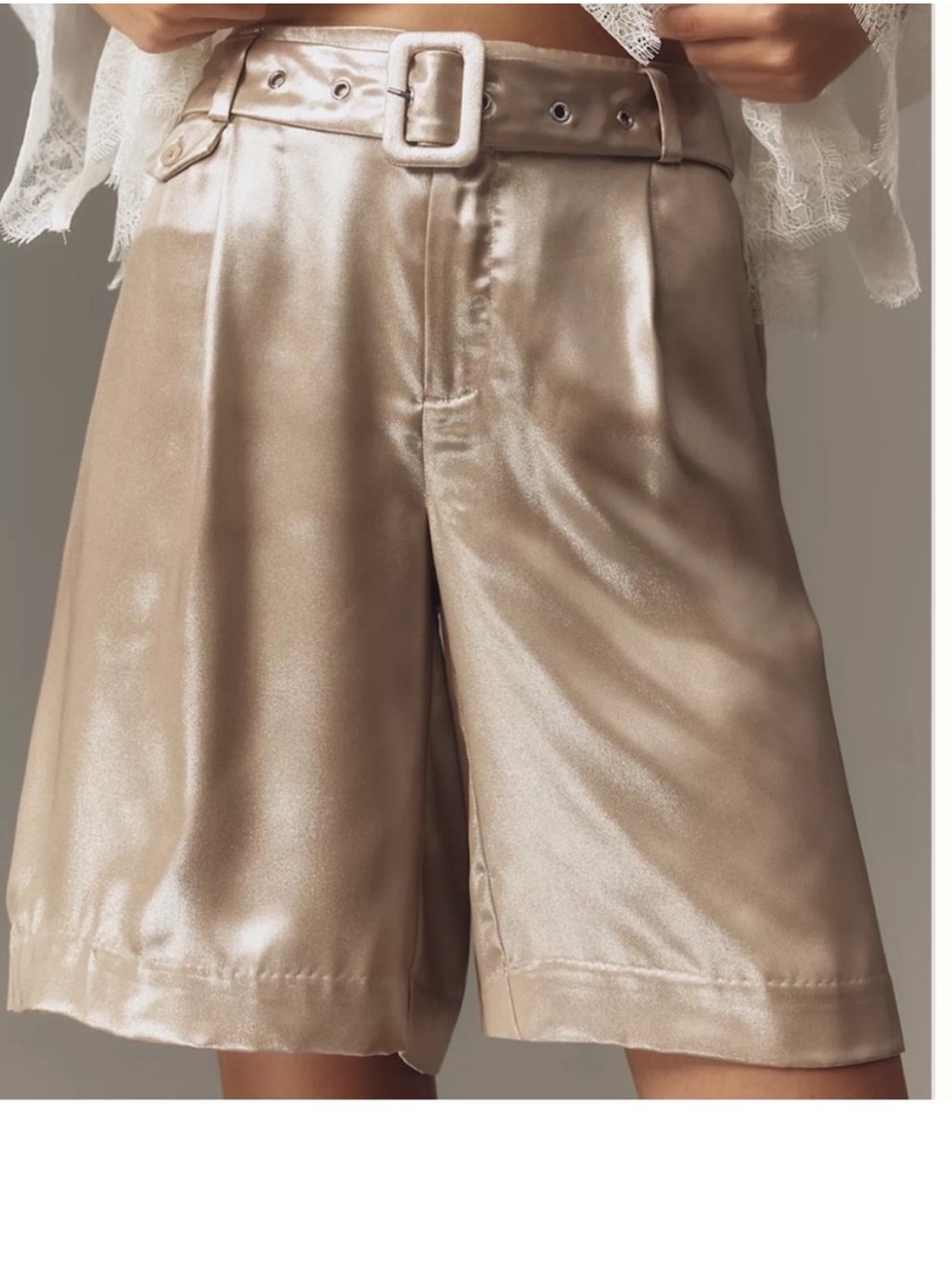 Anthropologie 6 Shorts Liquid Shine Bermuda Ivory Metallic Foil belt pockets NWT